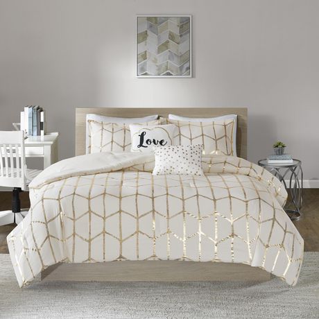 Bed Comforter Sets King Queen Twin, King Comforter On Queen Bed