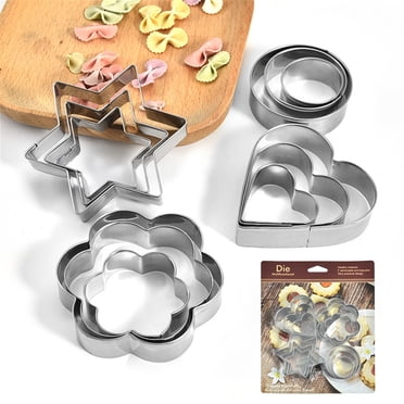 Dvkptbk Baking Tool Christmas 3D Cookie Molds 6 Piece Cake Molds DIY Baking Tools Cookie Cutters Home & Garden