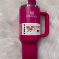 thumbnail image 4 of Stanley Gobelet en Acier Inoxydable de 40 oz avec Poignée, Gobelet Quencher H2.O - Rose Vif, 4 of 8