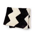 thumbnail image 3 of Bernat® Fil Velvet™, Polyester #5 Volumineux, 10,5oz/300g, 315 Yards, 3 of 9