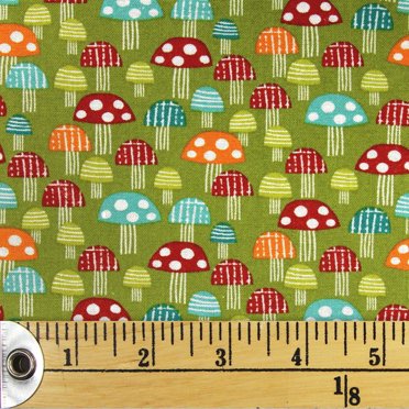 Fabric Creations Green with Colourful Toadstools Fat Quarter Pre-Cut Fabric - 46 cm (18 in) × 53 cm (21 in)/45 cm (17.7 in) × 53 cm (20.9 in), Forest, 18x21