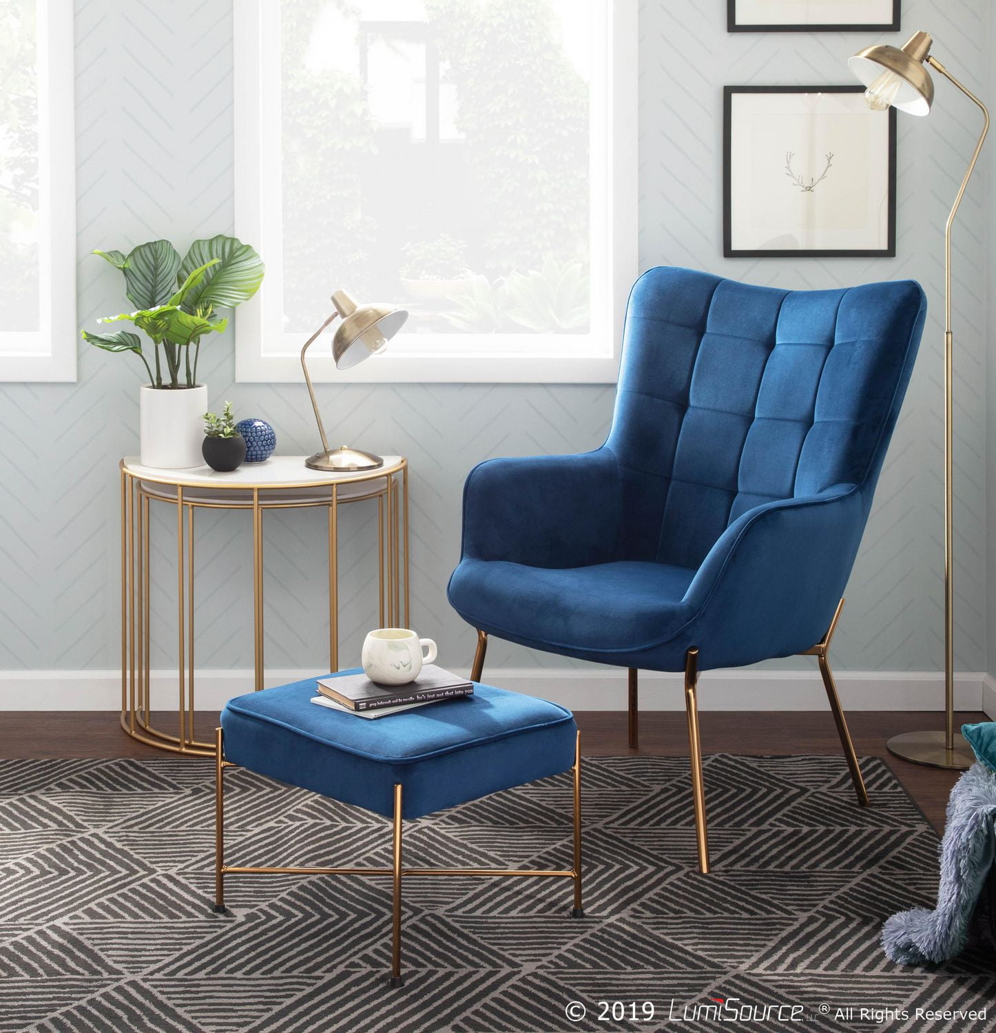 Chaise contemporain Izzy <br>et pouf, par LumiSource