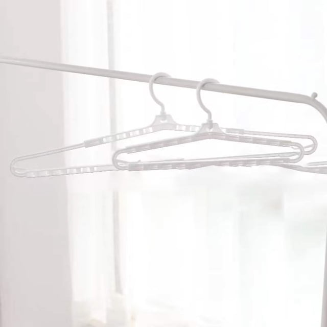 Extra Large Hangers,Adjustable Hangers Extra Large Adjustable Clothes Hangers Retractable Hangers Highly Recommended