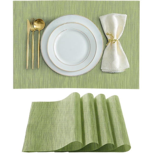 Meitianfacai Ensemble de 4 Napperons Verts, Fabriqués à Partir de 70 % de PVC et 30 % de polyester avec une texture Tissée. Ces Napperons Résistent à la Chaleur jusqu'à 176 °F (80 °C), Antidérapants et Lavables. l'Image du Dessus Affiche une Installation de Salle à Manger avec Couverts Dorés, Assiettes Blanches avec Bordure Dorée et une Serviette Pliée sur le Napperon. l'Image du Dessous Met en Valeur la Conception flexible et durable des Napperons, Mesurant 17,71 x 11,81 Pouces