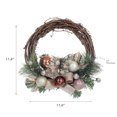 thumbnail image 3 of Couronne De Pin Avec Nœuds Et Boules En Rotin, 3 of 3