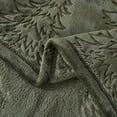 thumbnail image 4 of Holiday Time Couverture gaufrée – Vert K, 4 of 9