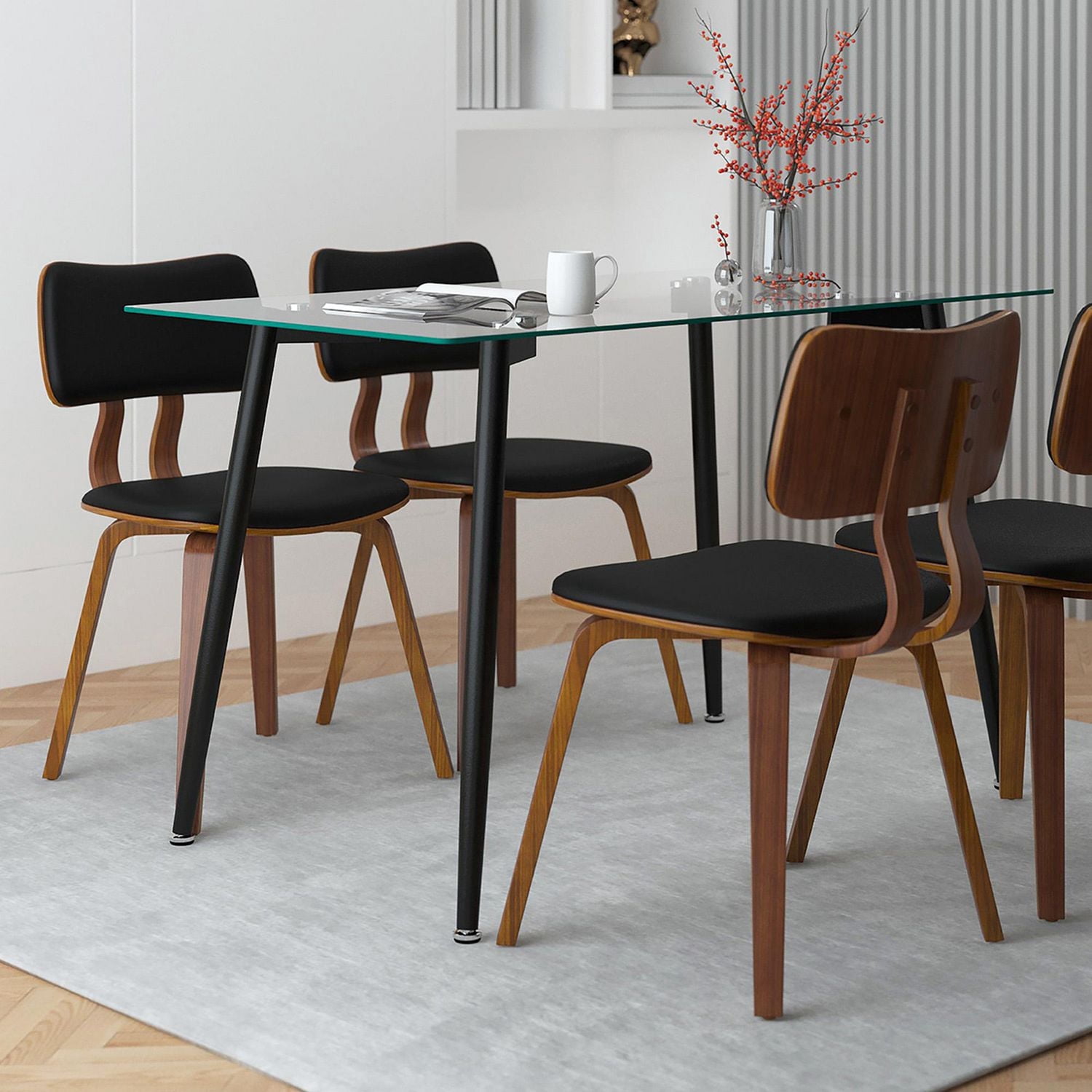 Chaise d’appoint mi-siècle moderne en similicuir et en bois