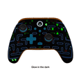 thumbnail image 2 of Manette sans fil PowerA pour Xbox Series X|S - PAC-MAN SE, 2 of 5