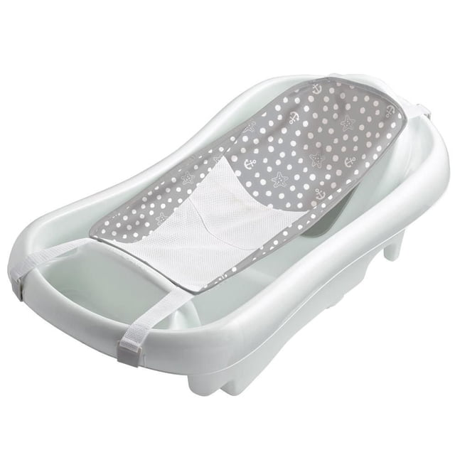 Sure Comfort® Baignoire pour Nouveau-Né à Tout-Petit en Blanc avec une Écharpe pour Bébé en Maille Grise Présentant des Pois Blancs, des Étoiles de Mer et des Motifs d'Ancre, Conçue avec une Baignoire Profonde Ergonomique et un Soutien Rembourré pour un Bain Sécuritaire des Stades du Nouveau-Né à Tout-Petit.
