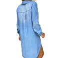 thumbnail image 2 of Blouse à Manches Longues pour Femmes Robe Chemise en Denim Boutonnée Décontractée Ample avec Poches, 2 of 6