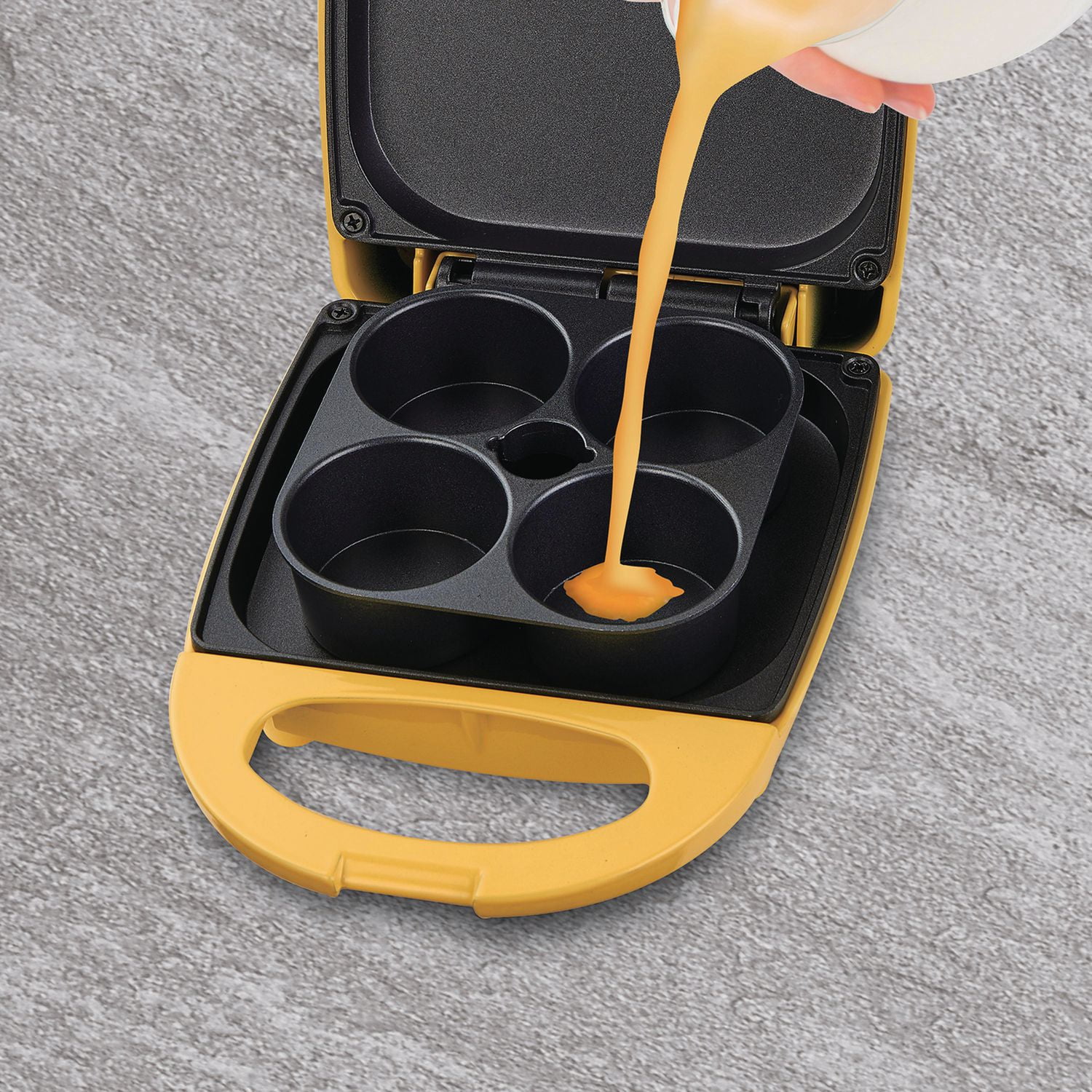Salton Appareil Pour Bouchées aux Oeufs, SP2042