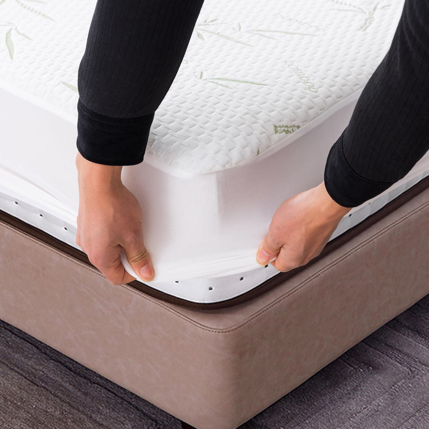 Marina Decoration Premium Luxury Ultra Soft Waterproof All Season Rayon from Bamboo Fitted Mattress Protector, Deep Pocket Fits Up to 18 Inch