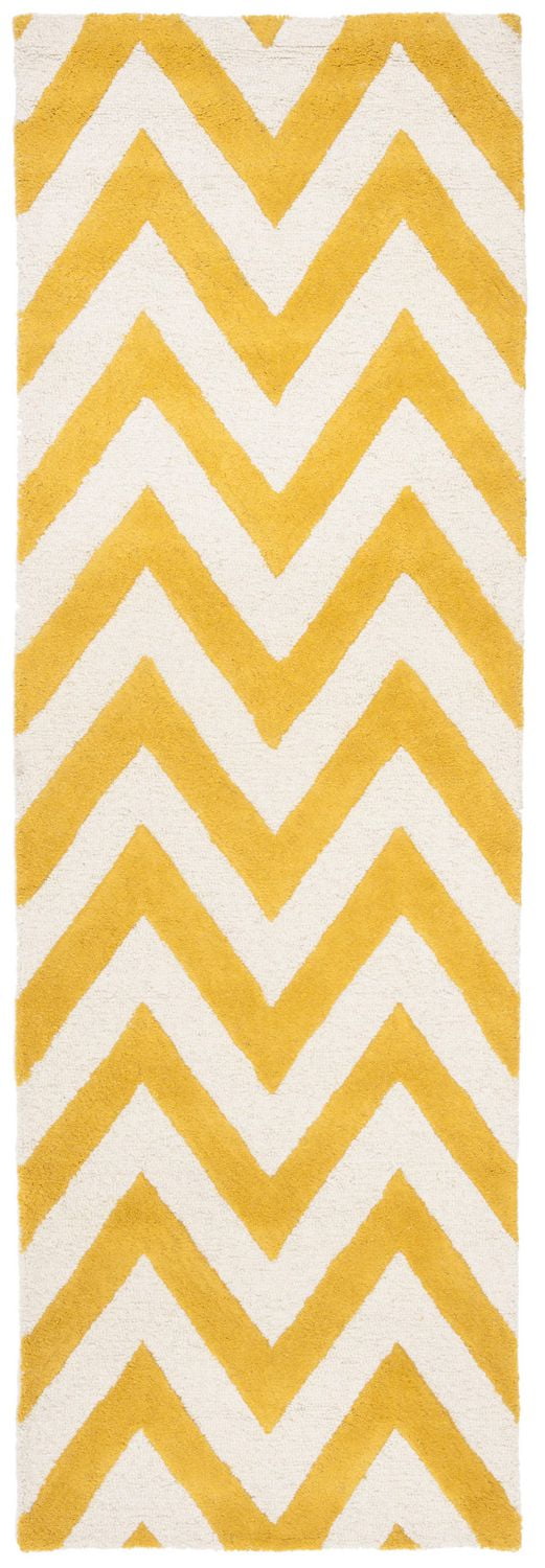 Safavieh Cambridge Kaitlyn Zig Zag Stripes Area Rug