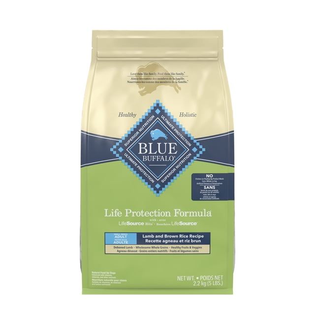 Blue Buffalo Life Protection Formula Small Breed Adult Lamb & Brown Rice Dry Dog Food in a 2.2 kg (5 lbs) green and beige bag, featuring LifeSource Bits for antioxidant support, real deboned lamb as first ingredient, no chicken by-product meals, and formulated to meet small breed adult dogs' higher energy needs.
