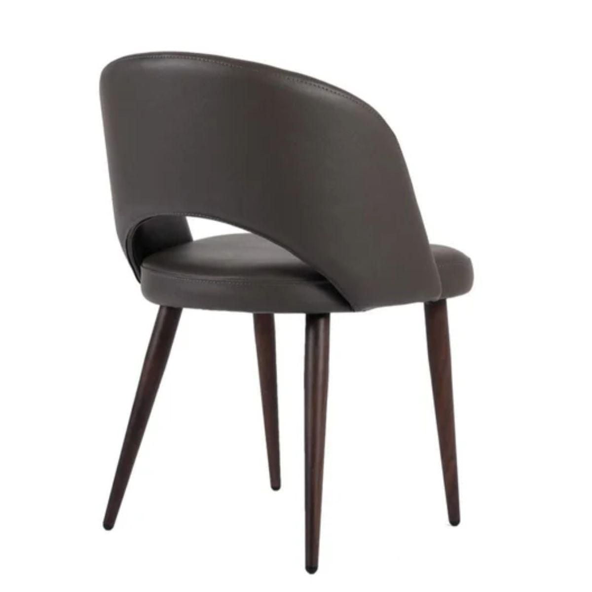 Chaise à dossier haut moderne du milieu du siècle avec cuir PU et pieds en noyer – Élégante et polyvalente pour les salles à manger ou les sièges d'appoint