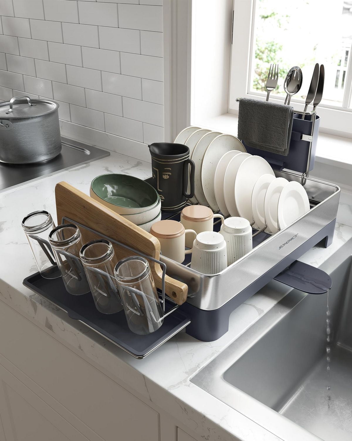 Songmics Home - Small Stainless Steel Dish Drying Rack Drain, Utensil Holder, Silver and Black