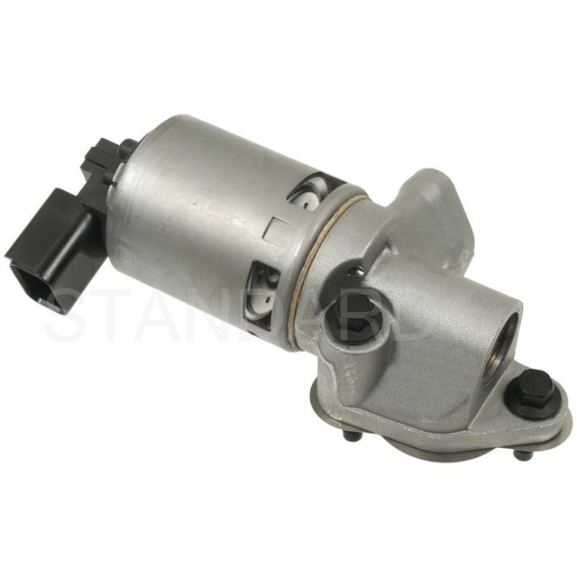Standard Motor Eng.Management Valve EGR EGV1149, Pièce de Rechange OE, Montrée en Gros Plan. la Valve Présente des Électrodes Robustes, des Composants de Valve en Acier Inoxydable et un contact de Capteur en Alliage pour la Durabilité et la performance. Comprend un Joint en Acier Inoxydable pour un Remplacement Complet et Est Conçue comme un Remplacement à Ajustement Direct pour une installation Facile.