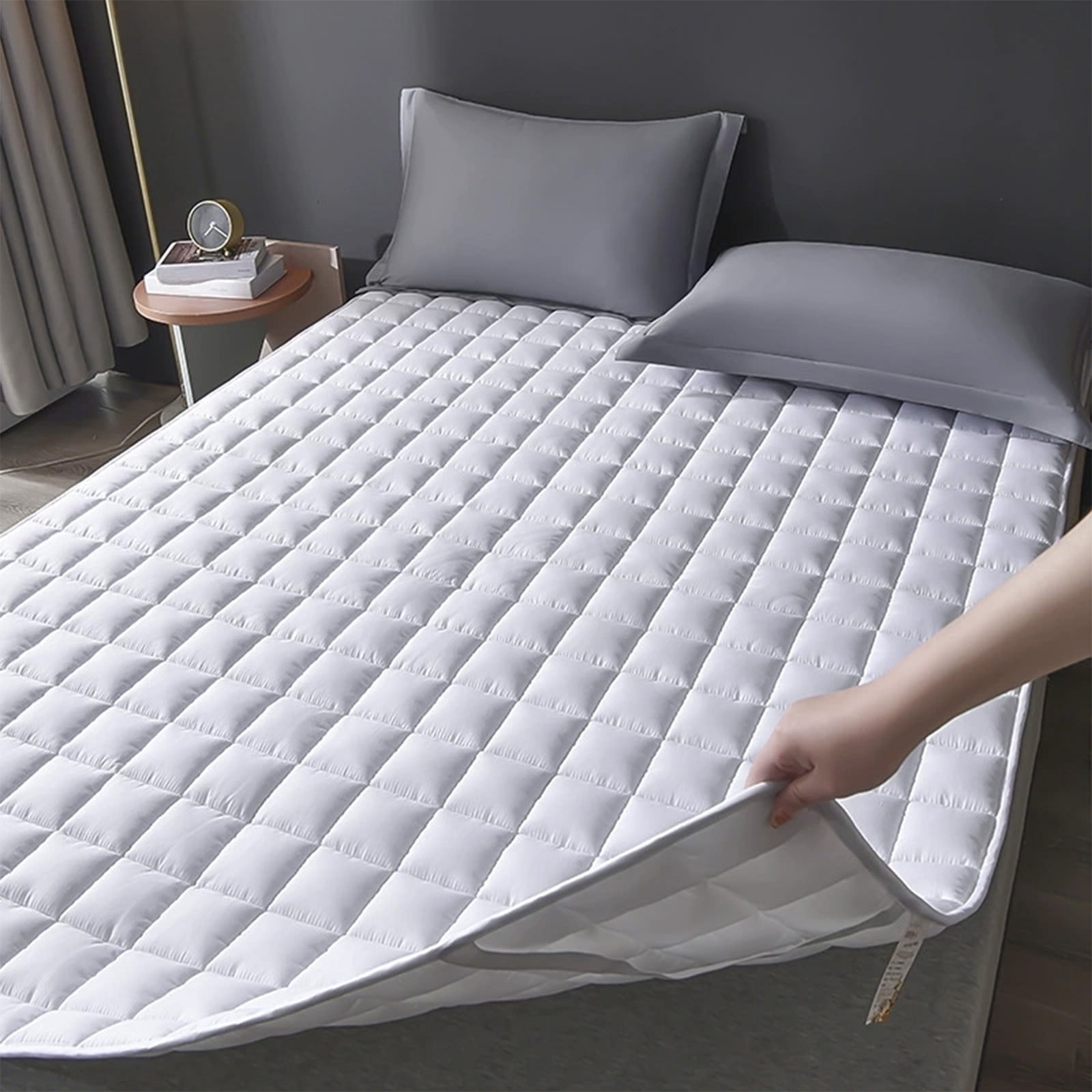Washable Mattress Pad, Foldable Mattress Topper, Non-Slip Bed Protector, Washable Breathable Cushion for Home, Travel, and Guest Use