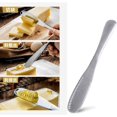 thumbnail image 3 of Couteau à Fromage - 2PCS Couteau à Beurre Multifonction en Acier Inoxydable avec Tranchant Dentelé, Râpe à Fromage de Cuisine pour une Répartition Uniforme de la Sauce, 3 of 5