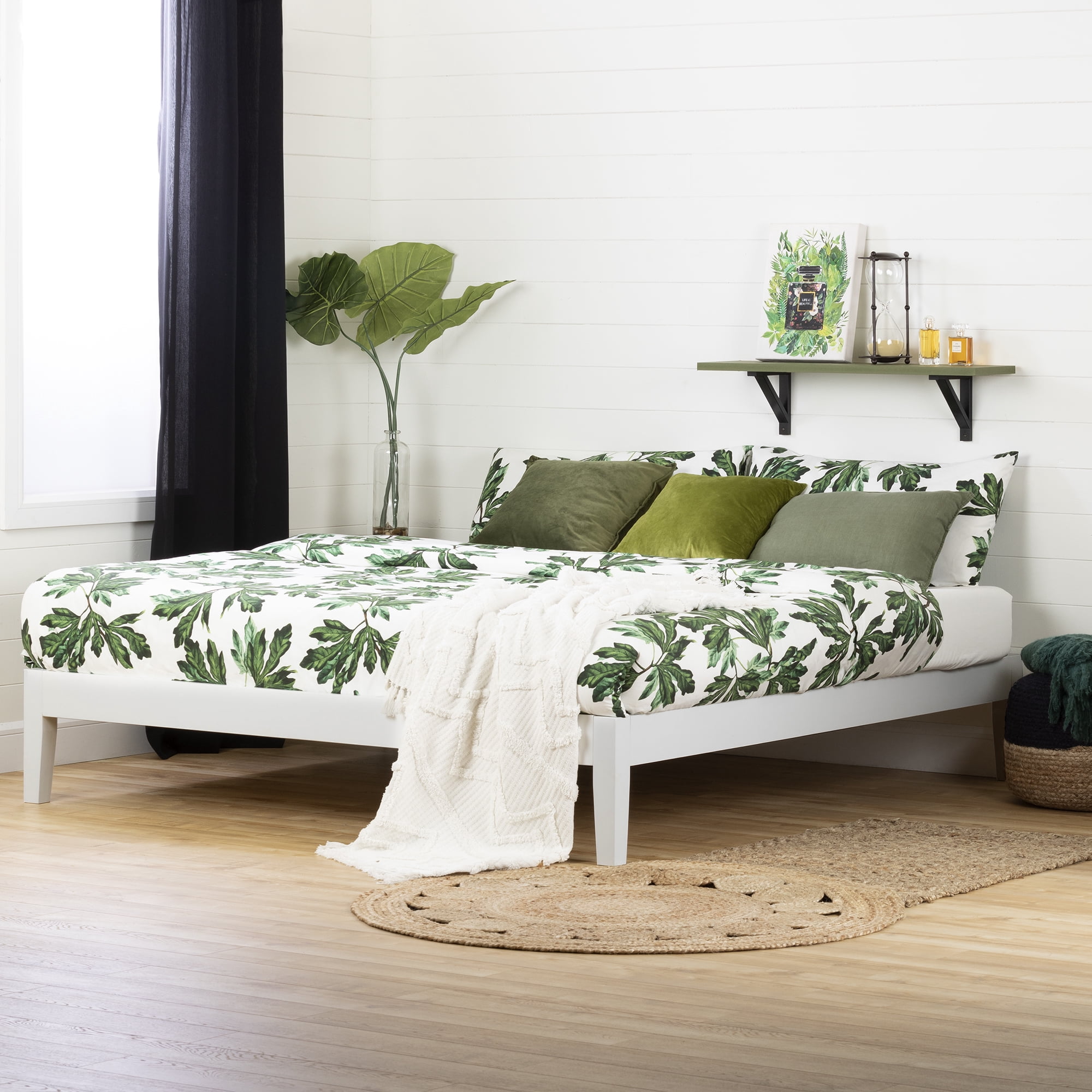 South Shore Vito King Solid Wood Platform Bed, in White