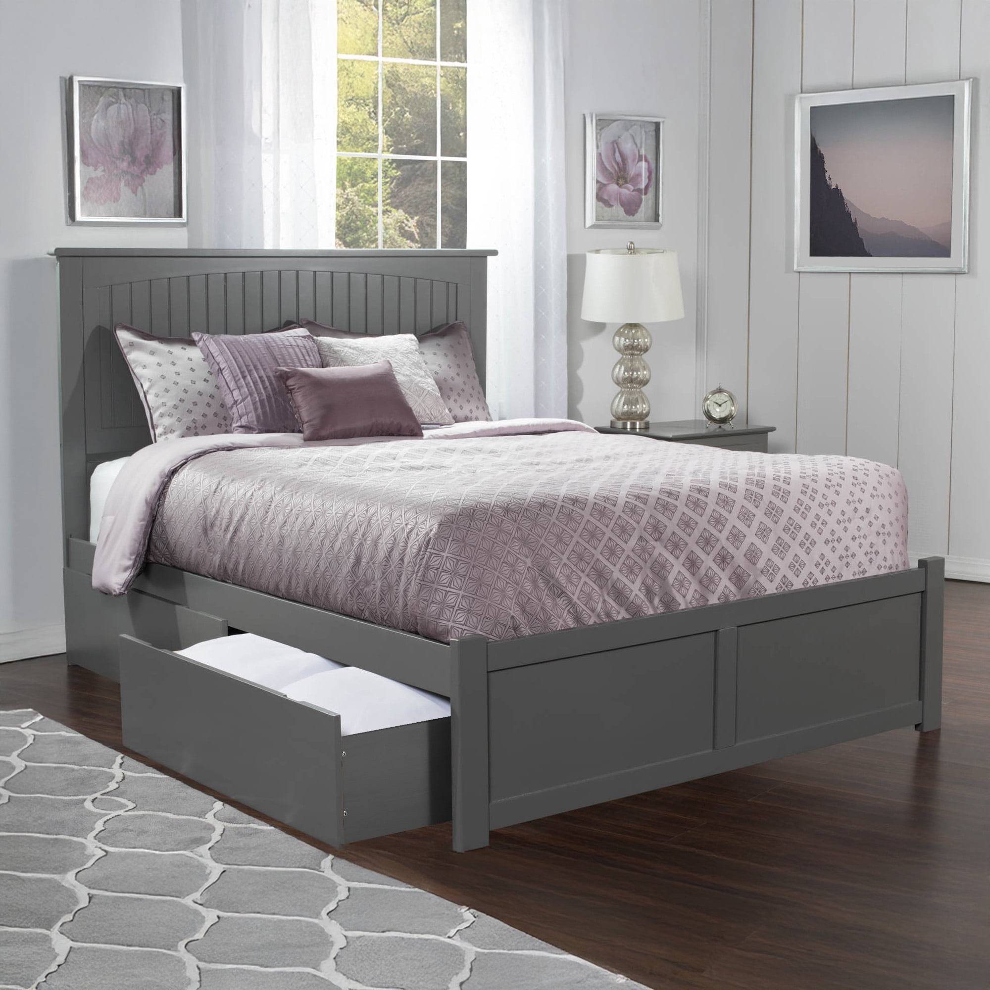 Lit Plateforme Très Grand en Bois Nantucket avec Pied de Lit et Tiroirs de Rangement, Gris