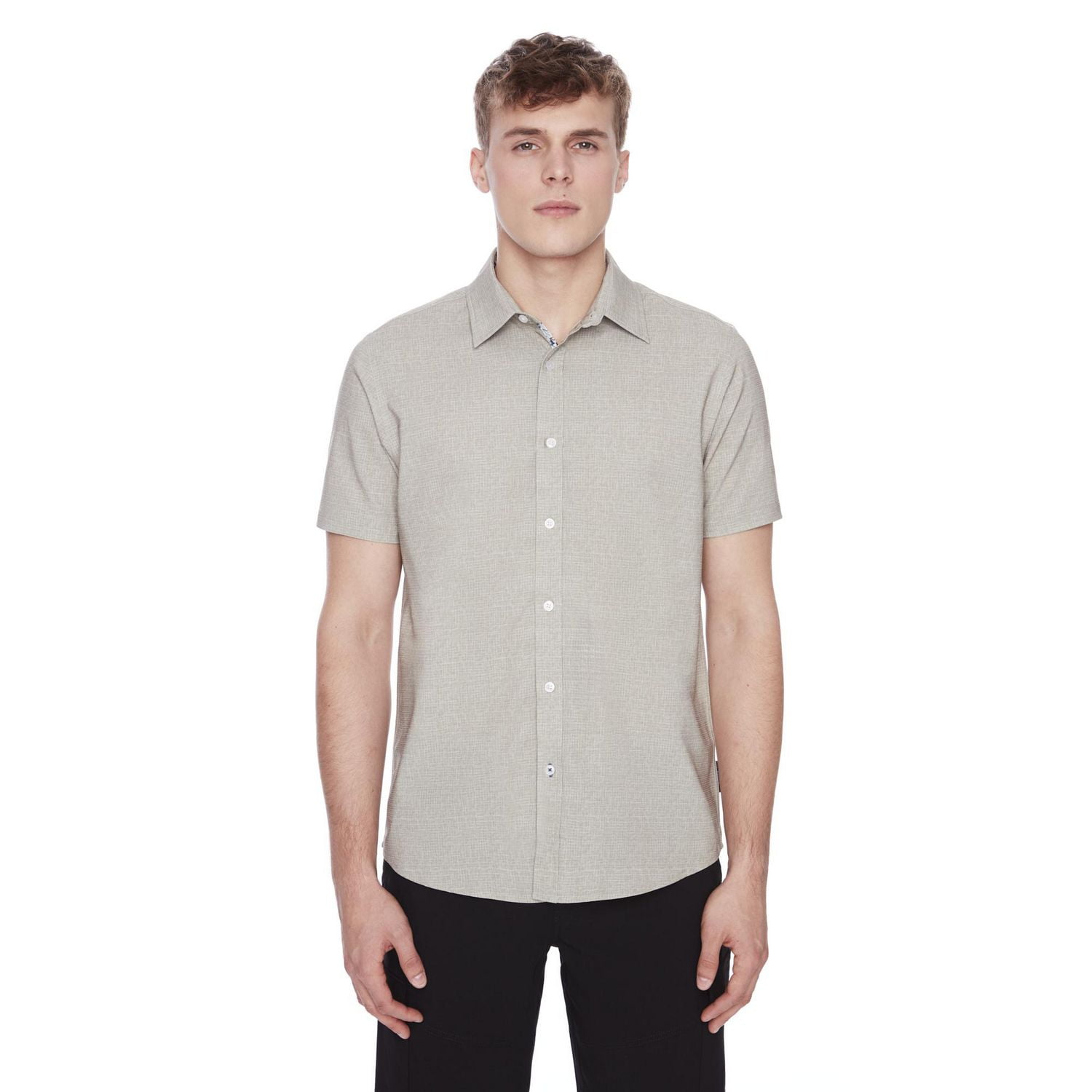 Dark Black Men's Short-Sleeve Button-Down Shirt
