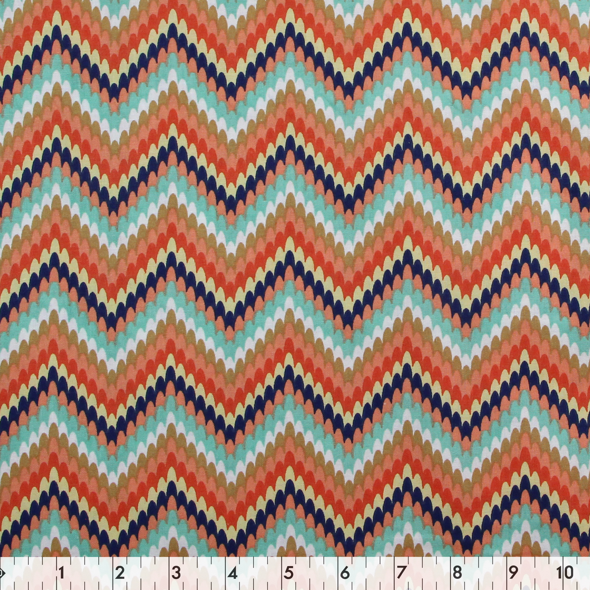 FABRIC CREATIONS Colourful Scalloped Chevrons Fat Quarter Pre-Cut Fabric - 46 cm (18 in) × 53 cm (21 in)/45 cm (17.7 in) × 53 cm (20.9 in), Light Grey, 18x21