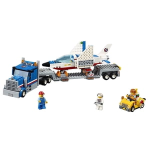 LEGO Ville Space Transporteur de jets d'entraînement au port, 60079