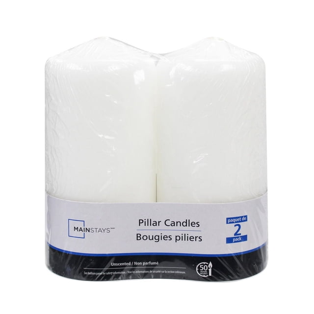 Mainstays Bougies Piliers Blanches Non Parfumées, Lot de 2, avec Deux Bougies Piliers Blanches Non Parfumées, Chaque Diamètre de 2,8 Pouces et Hauteur de 6 Pouces, Emballées dans un Plastique Transparent avec une Étiquette, Convenant aux Décorations de Noël Intérieures et Offrant un Éclairage d'Ambiance Chaleureux.