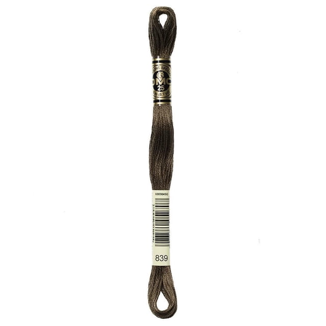 DMC Brun Coton 6 Brins Floss Écheveau de 8 m en Brun Foncé, Fait de 100 % Coton Égyptien à Longues Fibres avec six Brins Facilement Séparés, Enveloppé avec Étiquette Noire et Dorée, Idéal pour les Points Croisés, la Broderie, la Pointe Aiguille et les Projets de scrapbooking.