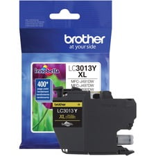 Brother LC301 3YS Cartouche d'Encre - Jaune Montrant une Vue avant de la Cartouche en Plastique Noire avec une Étiquette Jaune TG, Placée avant Son Emballage Bleu et Violet Affichant la Marque Brother et Innobella, Mettant en Valeur Sa Capacité de Rendement Élevé de 400 Pages et Sa Compatibilité avec les Imprimantes Tout-en-un à Jet d'Encre Brother Incluant les Modèles MFC-J491DW et MFC-J895DW.