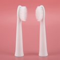 thumbnail image 3 of Têtes de Brosse de Rechange pour Brosse à Dents EW0972, Blanc, 4 Unités, 3 of 8