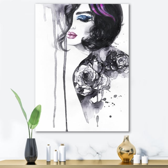 Designart Peinture Portrait Féminin Toile Art Mural Représentant une Aquarelle Moderne en Noir et Blanc du Dos d'Une Femme avec des Motifs de Tatouage floral, Enveloppée dans une Toile en Coton de Qualité Supérieure, Exposée au-Dessus d'Une surface en Bois avec des vases Décoratifs et des Bougies.
