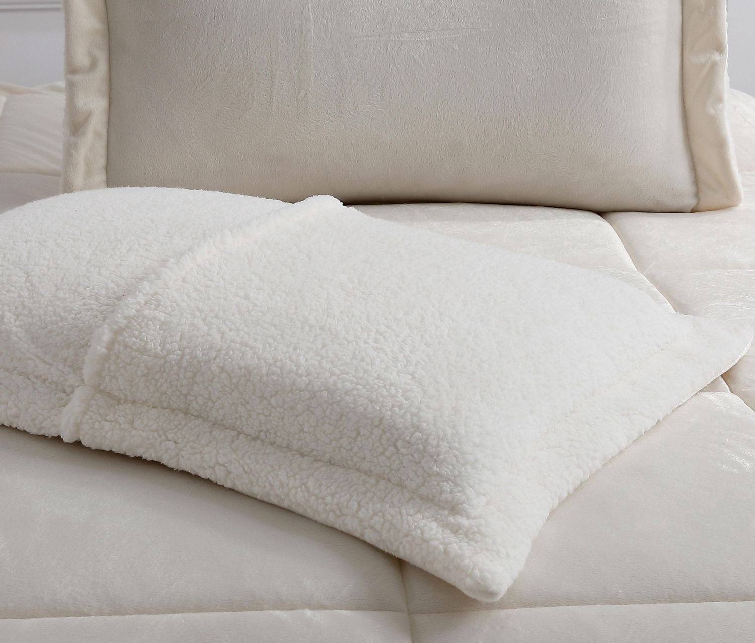 Reversible Mink & Berber Plush Sherpa Comforter Set
