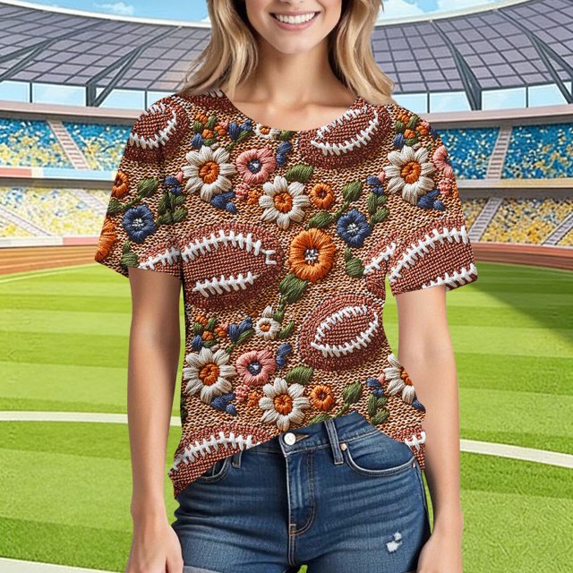 YFNNUP T-Shirts de Football Grande Taille pour Femmes à Manches Courtes, T-Shirt à Imprimé Graphique, Tunique Légère à Col Rond, T-Shirt d'Été Confortable pour Journées de Match, Brun TTTG
