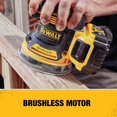 thumbnail image 2 of DEWALT DCW210P1 Ponceuse à Orbite Aléatoire Sans Fil 20 V MAX de 5 Po avec Batterie, 2 of 8