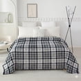 thumbnail image 1 of Couverture en peluche Mainstays Carreaux gris K, 1 of 6