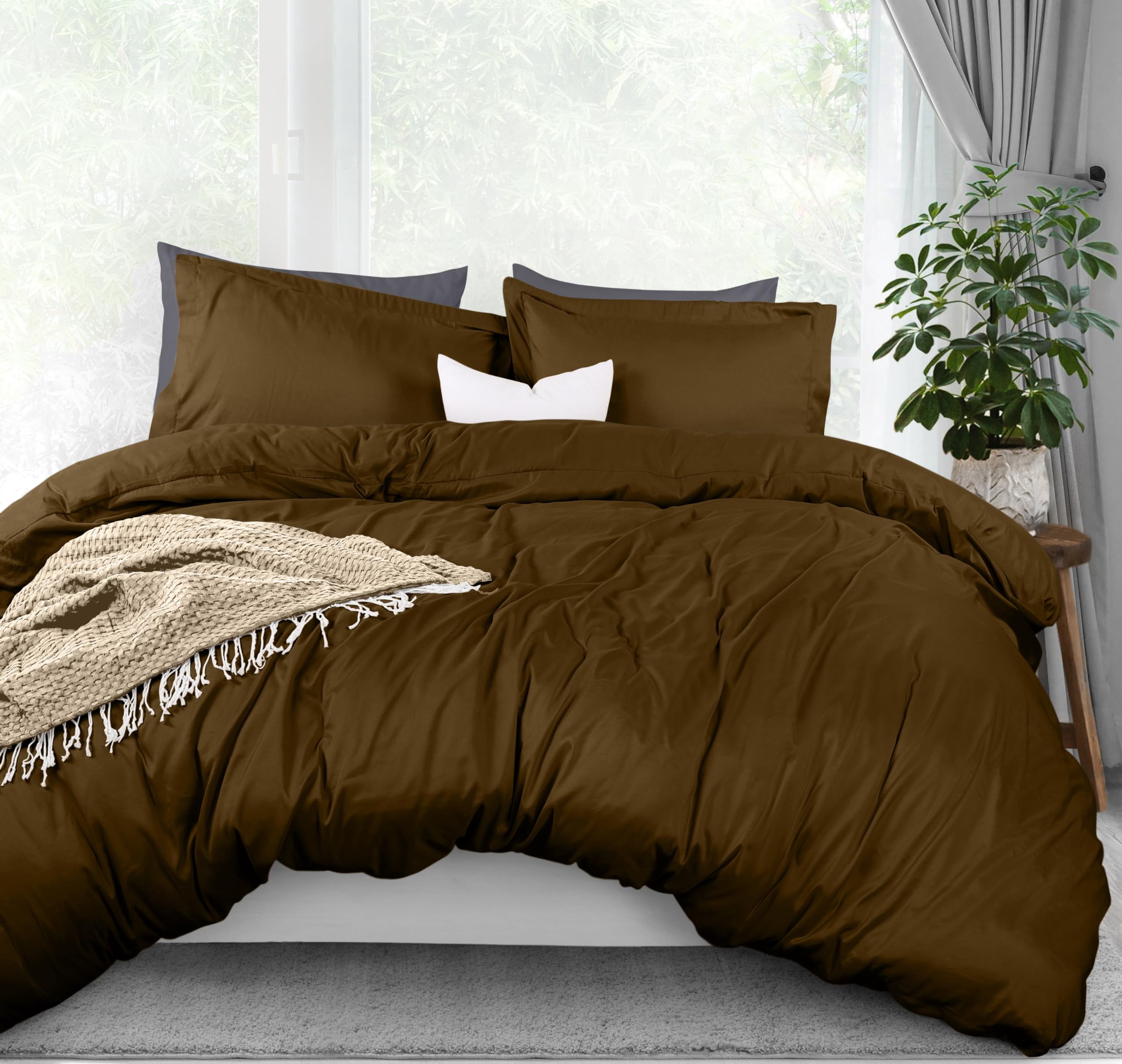 Utopia Bedding Duvet Cover Queen Size - 1 Duvet Cover with 2 Pillow Shams - 3 Piece Bedding Duvet Cover with Zipper Closure - Soft Brushed Microfiber 90 X 90 Inches (Queen Mocha)