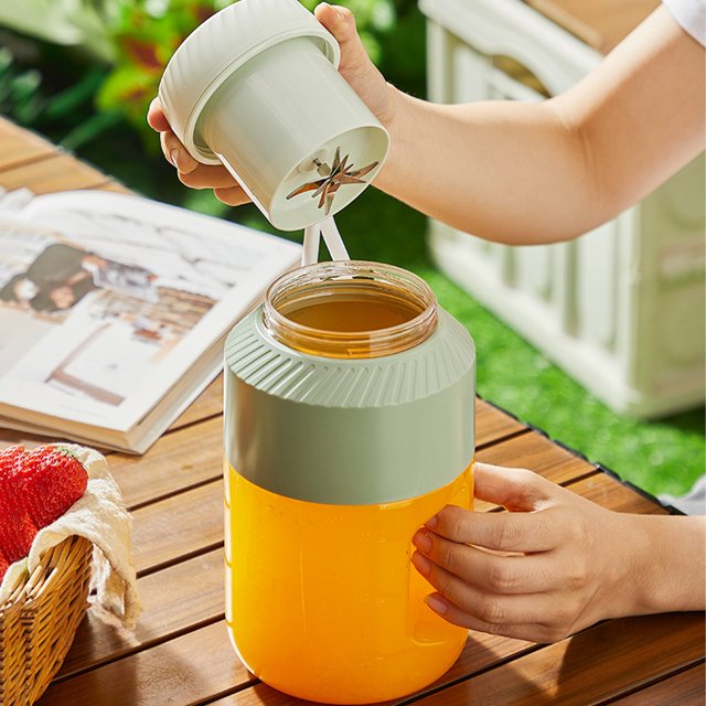 RKSTN Juicer Small Juicer Extractor Portable Blenders 35.19 Large Capacity Blenders 10 Blade Blenders for Milkshakes and Slushies Portable Blenders and Food Processors Kitchen Gadgets