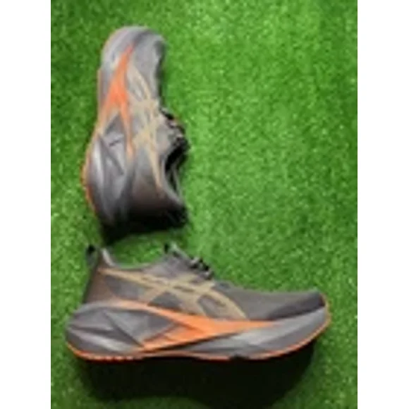 Asics Novablast 5 Women's Size 9 ‘Grayish Purple/Coral Reef’ Running Shoes