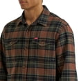 thumbnail image 4 of Veste-chemise en flanelle brossée Wrangler®, 4 of 5