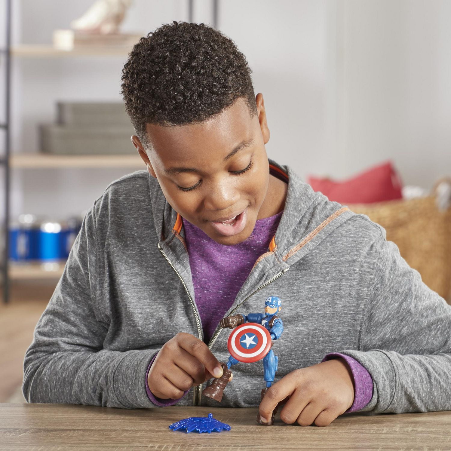 Marvel Avengers Bend and Flex  - Figurine articulée Captain America de 15 cm flexible, incluant accessoire, pour enfants à partir de 6 ans