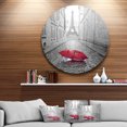 thumbnail image 1 of Designart - Vue Eiffel de la Rue de Paris Cercle Photo Art Mural en Métal, 1 of 4