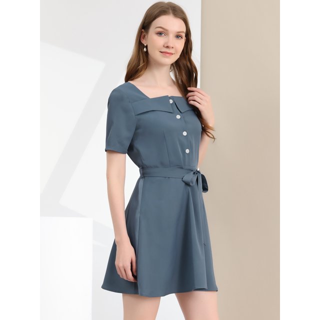 INSPIRE CHIC Robe Mini à Manches Courtes avec Col Carré et Boutons Décoratifs pour Femmes