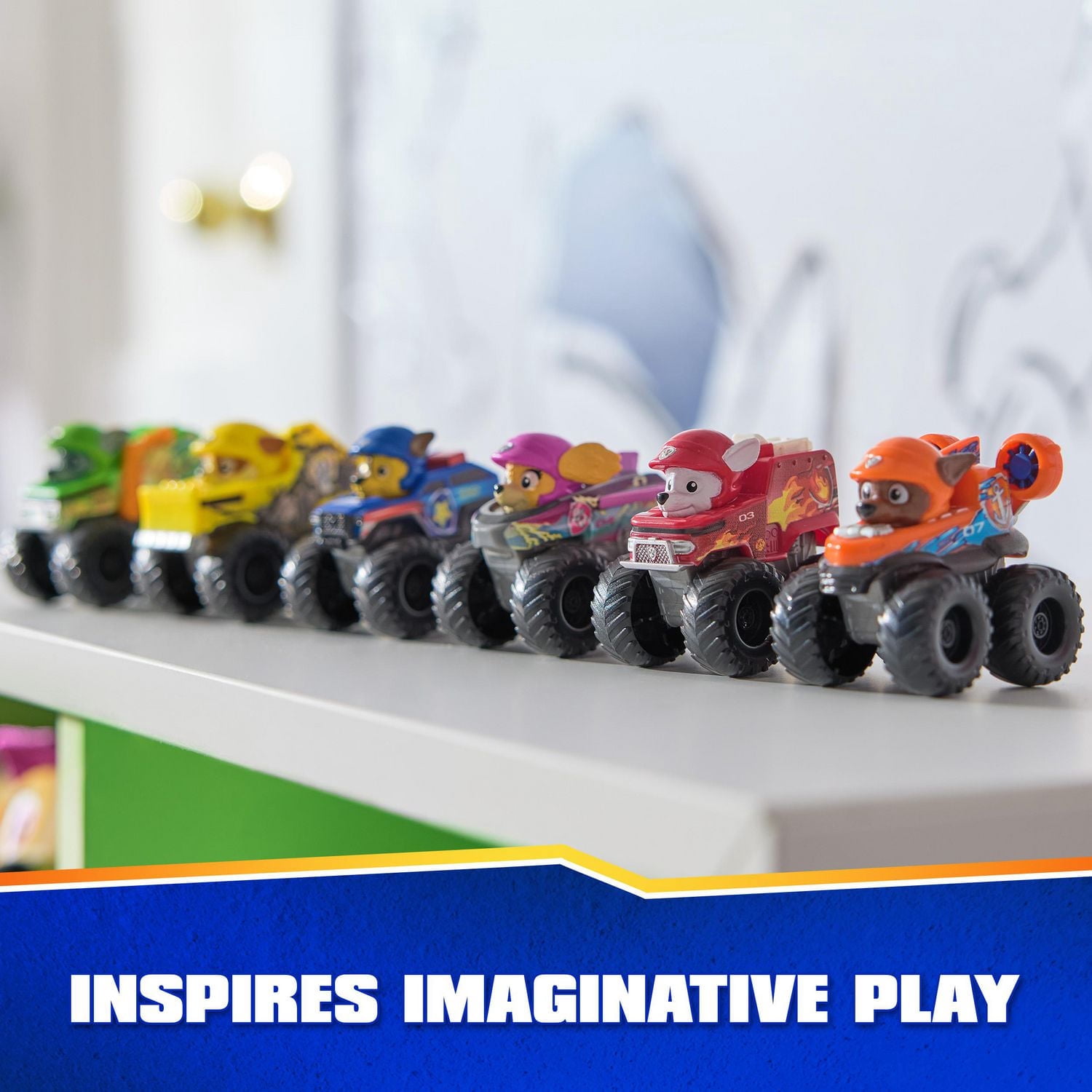 PAW Patrol: Rescue Wheels, Pup Squad Racers Collectible Skye Toy Cars, Kids Toys for Boys & Girls Ages 3 and up