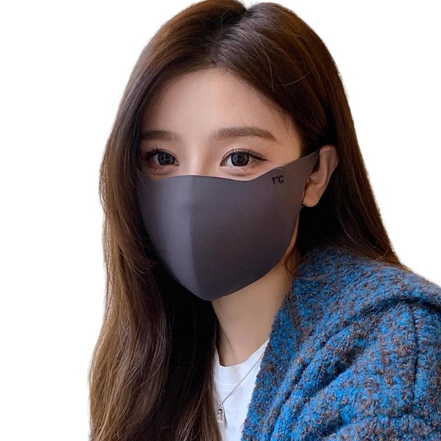 Winter Mask for Cold Weather, Thickened Polyamide Face Cover with Eye Protection, Windproof & Sun Protection for Men Women