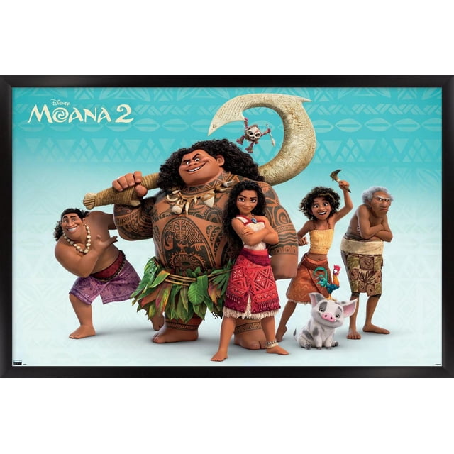 Disney Moana 2 - Affiche Murale de Groupe, 14,725 Pouces x 22,375 Pouces Encadrée, Présentant Cinq Personnages Principaux de Moana 2 sur un Fond à Motifs Bleu Pâle. le Grand Homme central Tatoué Tient un Crochet Sculpté et Porte une Jupe Feuille Verte. à Sa Droite Est une Jeune Fille en Jupe Rouge et Haut Blanc avec Bras Croisés. à Sa Gauche Est un Homme Musclé en shorts Violets avec un Collier Coquillage. une Autre Jeune Fille dans une Jupe orange Tient une Petite Hache,