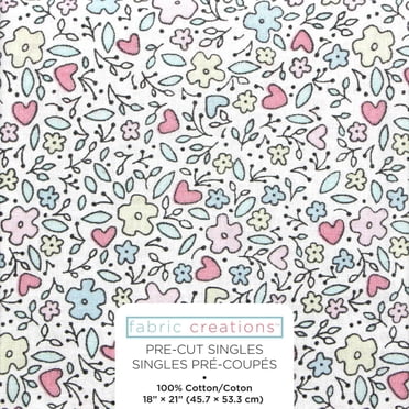 FABRIC CREATIONS White Pastel Drawn Flowers Fat Quarter 45 × 53 cm (18 × 21 in)