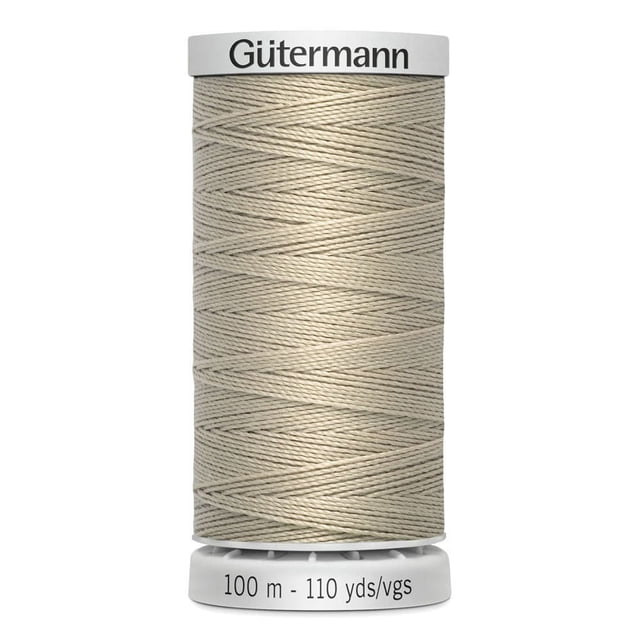 Gutermann Extra Bobine Thread Solide 100 % Polyester en beige, Enroulée Serrée sur une Canette Blanche Marquée 100 m - 110 yds, Résistante aux Déchirures et Idéale pour les Tissus Tissés Lourds comme le Cuir et la Toile, Convient aux Réparations Robustes et aux Projets de Couture de Décoration Intérieure.