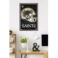 thumbnail image 3 of NFL New Orleans Saints - Casque néon 23, 3 of 4